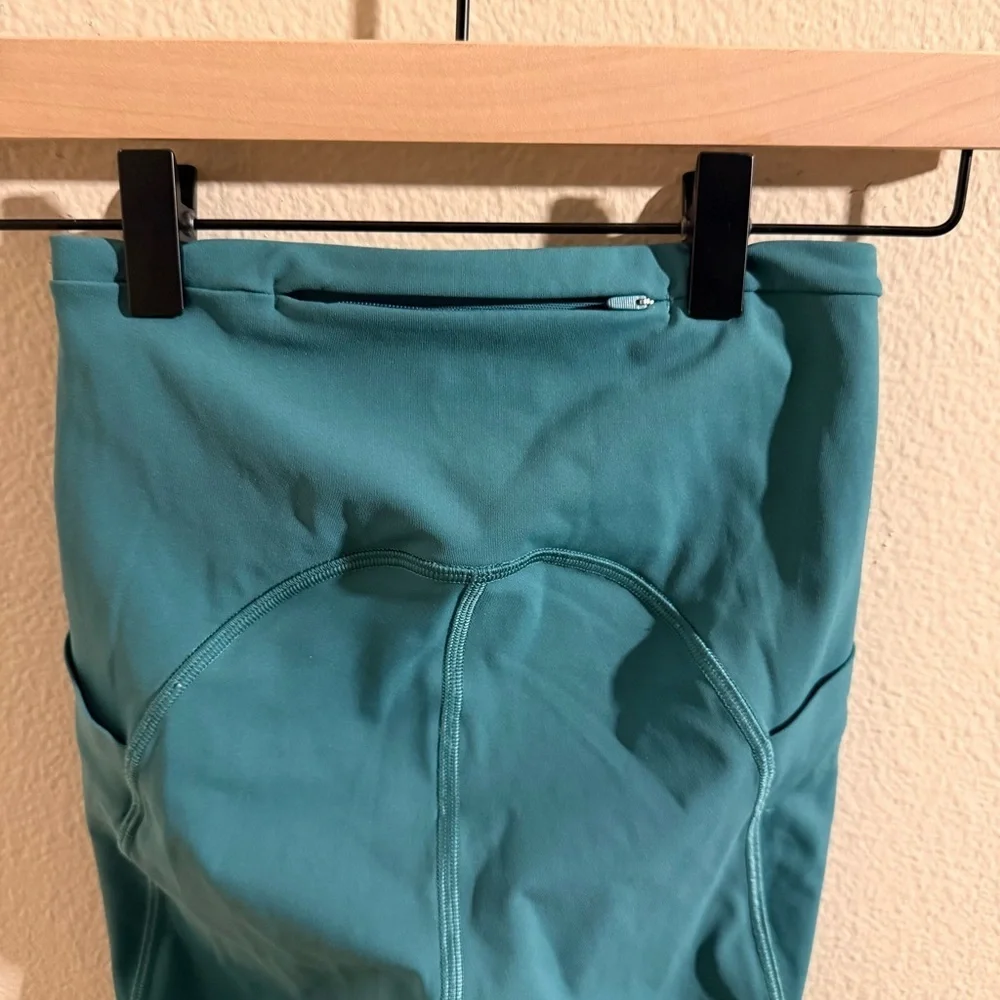 lululemon athletica Teal Leggings - Picture 4 of 14